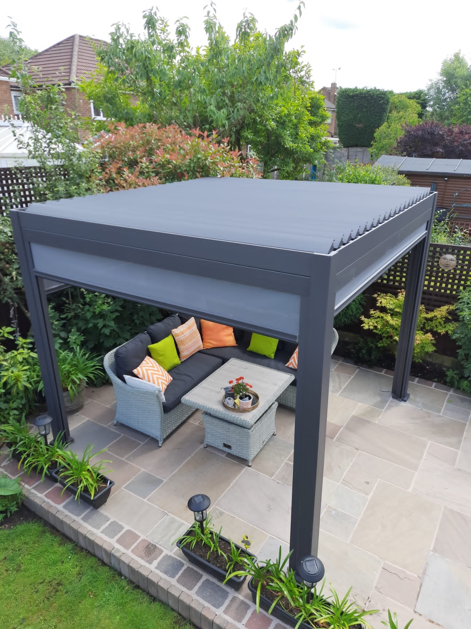 3m x 3m Square Aluminium Louvered Pergola – Grey